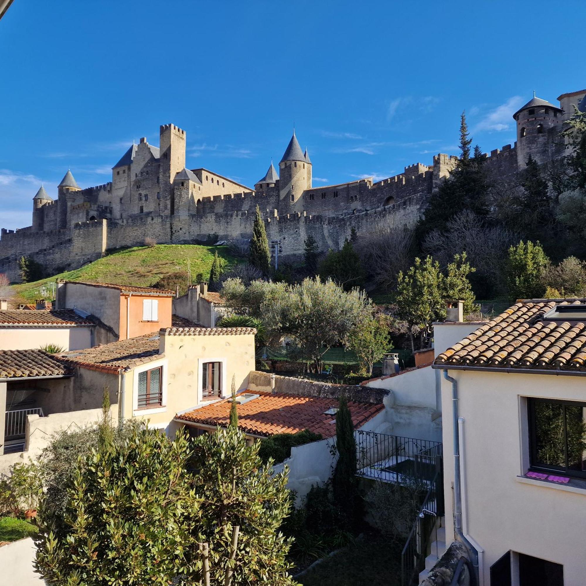 Montez Au Creneau, Face A La Cite Vue Sublime Apartment การ์กาซอน ภายนอก รูปภาพ