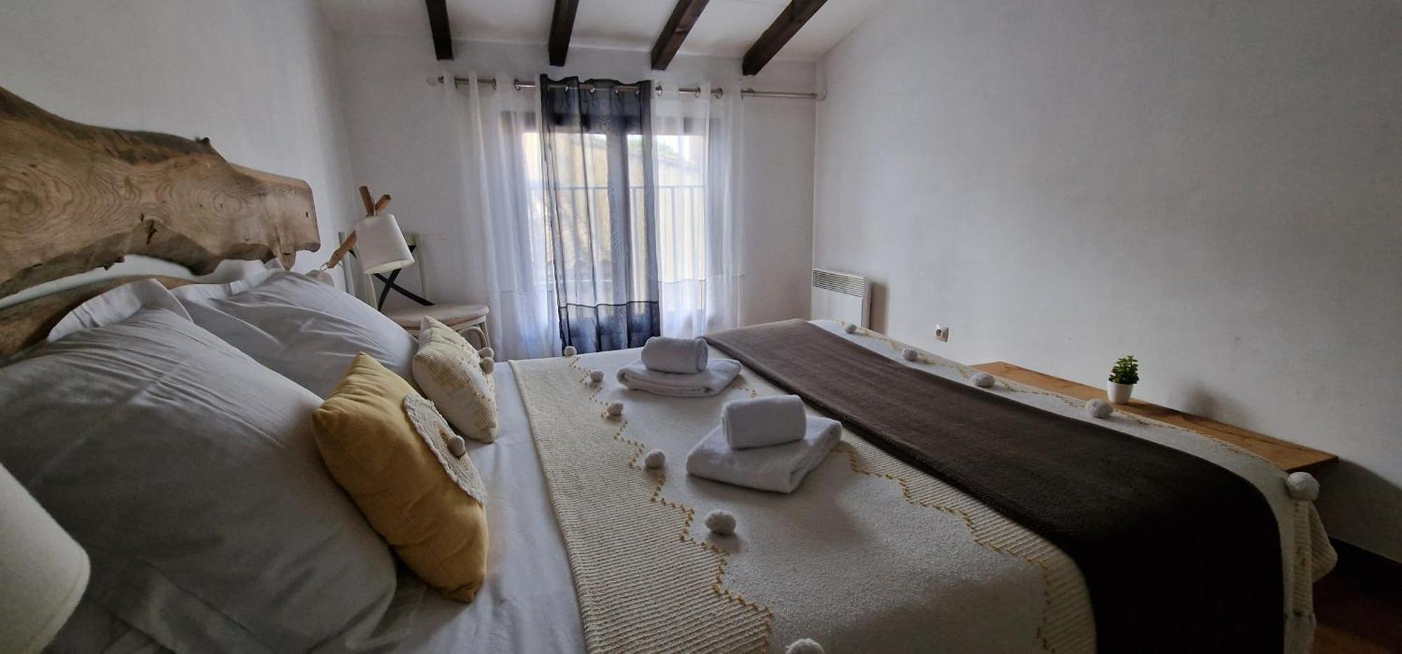 Montez Au Creneau, Face A La Cite Vue Sublime Apartment การ์กาซอน ภายนอก รูปภาพ